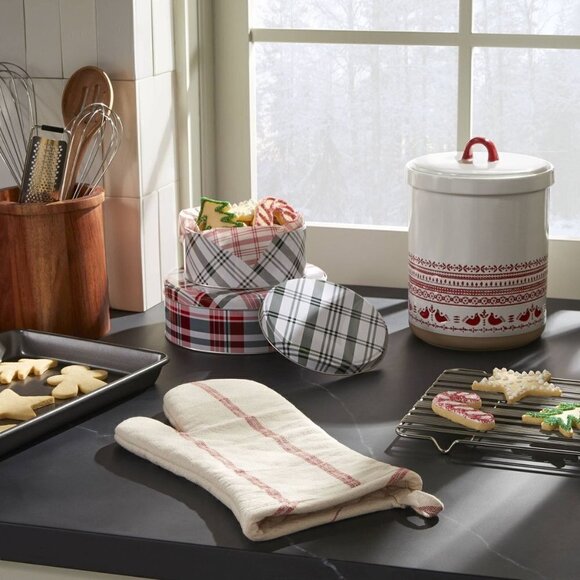 Hearth & Hand Magnolia Stripe Oven Mitt Natural/Red - Christmas‎ - Picture 2 of 4